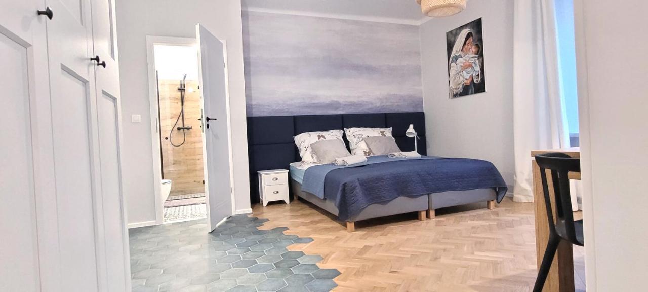 Kana - Stylish In Pomorska - Close, Wifi, Smart Tv