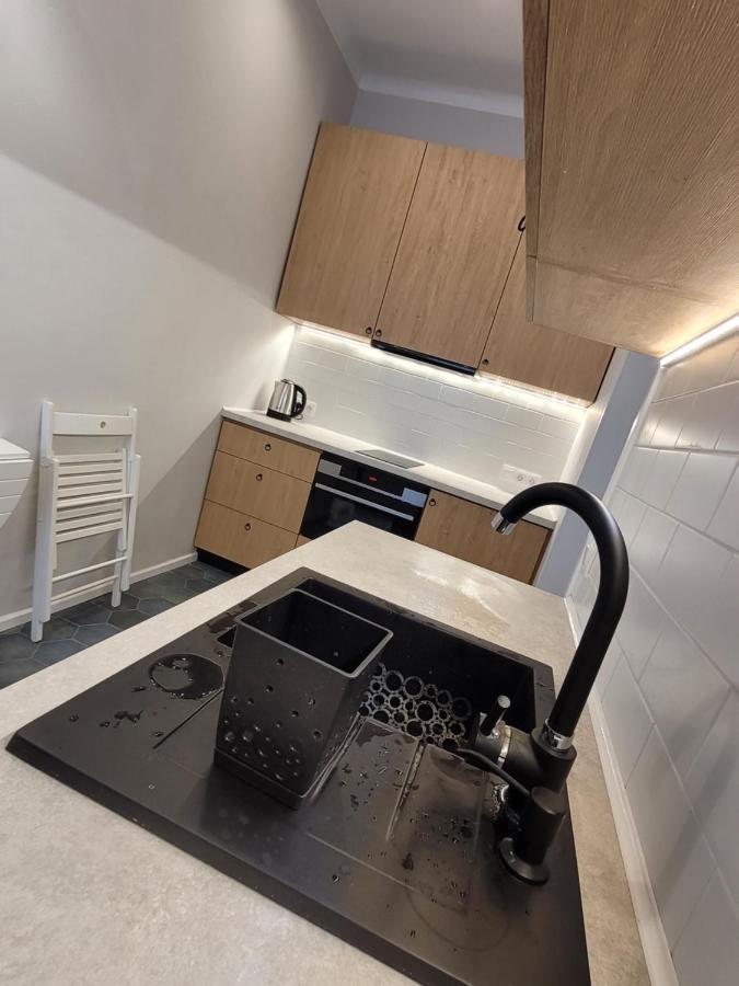 Kana - Stylish In Pomorska - Close, Wifi, Smart Tv